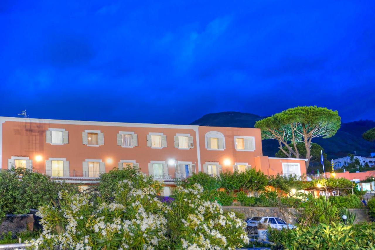Hotel Villa Mena Forio di Ischia Buitenkant foto
