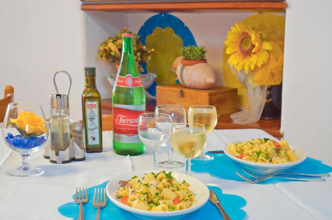 Hotel Villa Mena Forio di Ischia Buitenkant foto