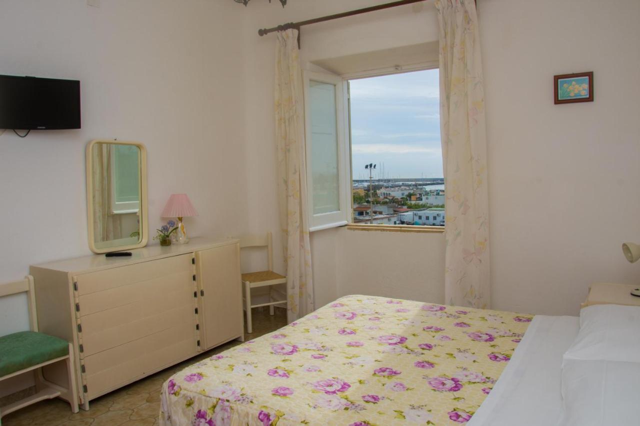 Hotel Villa Mena Forio di Ischia Buitenkant foto