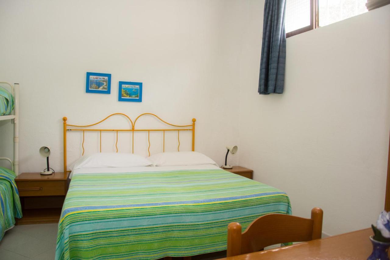 Hotel Villa Mena Forio di Ischia Buitenkant foto